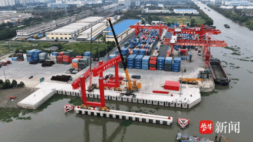 4781bf8a91f03a6e1d3713e0cafd290d.gif